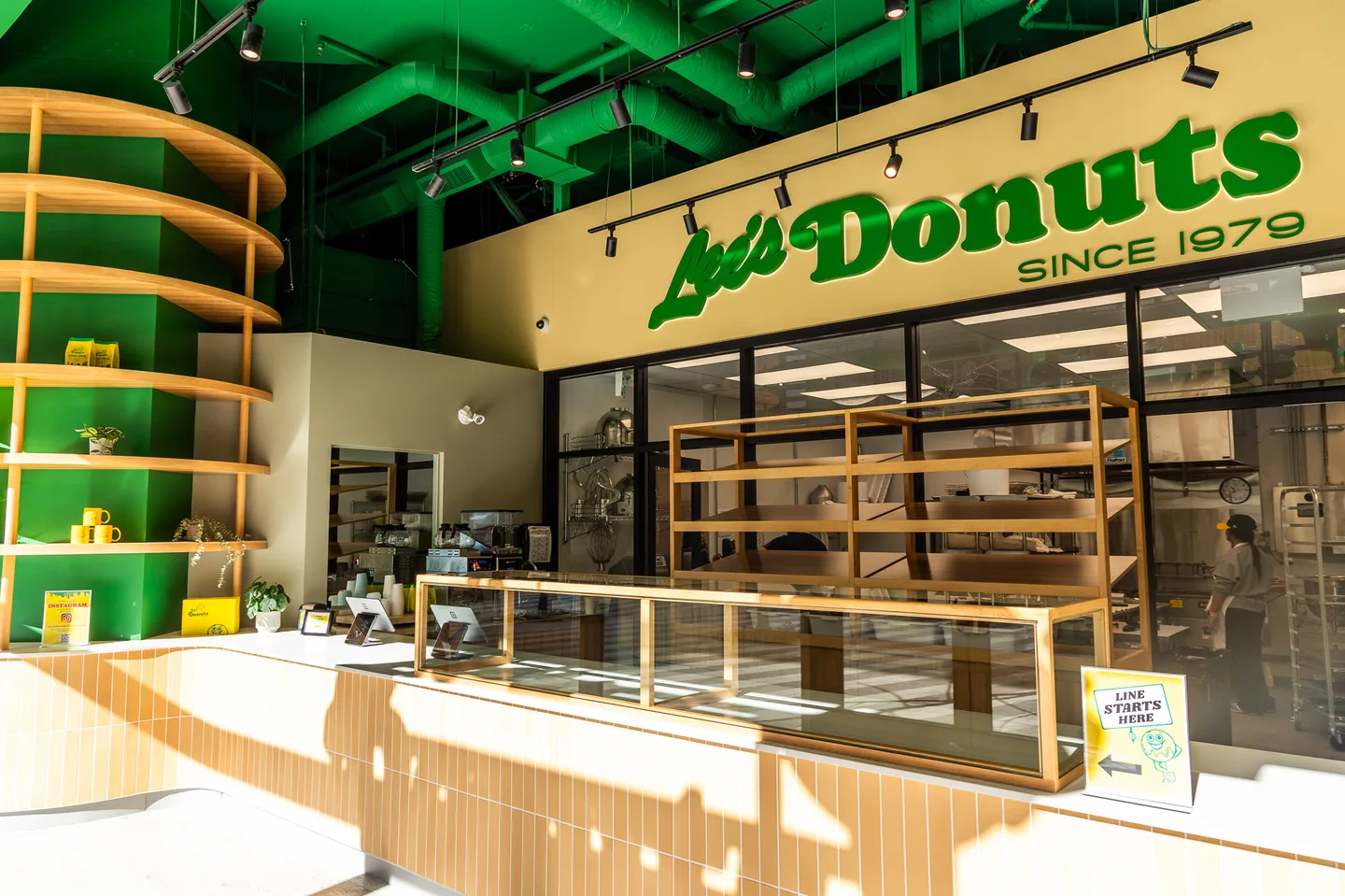 Lee’s Donuts